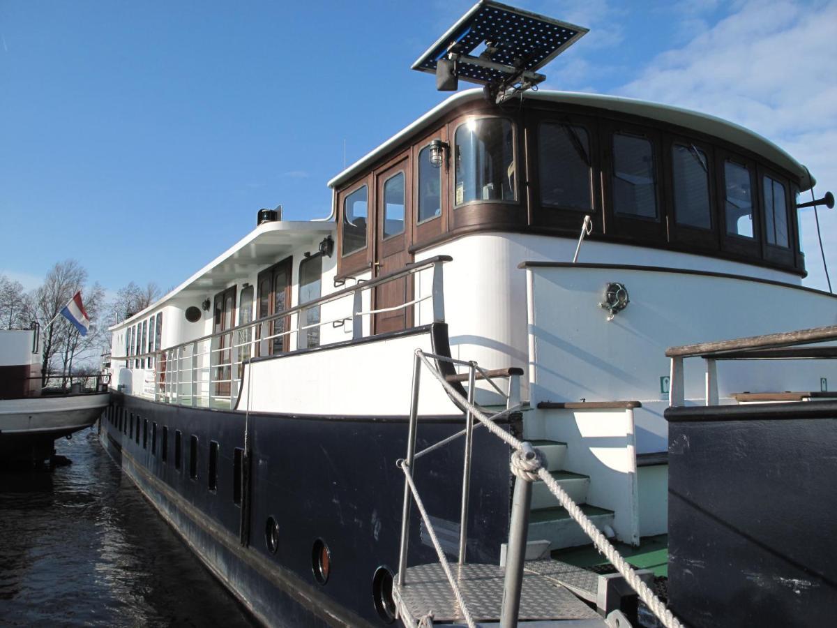 Botel Sailing Home อัมสเตอร์ดัม ภายนอก รูปภาพ