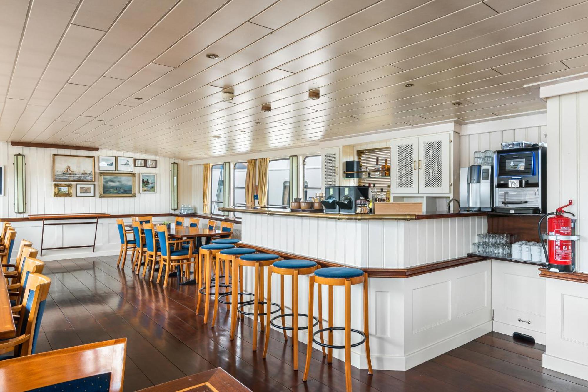 Botel Sailing Home อัมสเตอร์ดัม ภายนอก รูปภาพ