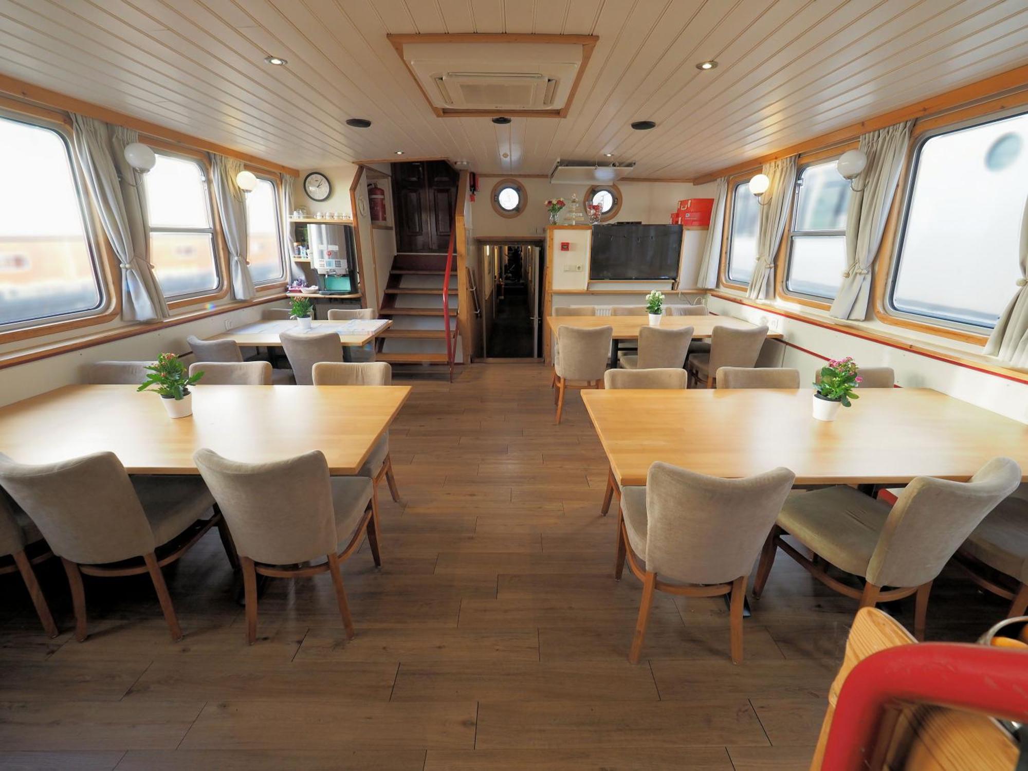 Botel Sailing Home อัมสเตอร์ดัม ภายนอก รูปภาพ